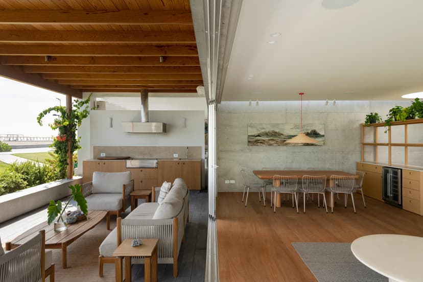 SB House
