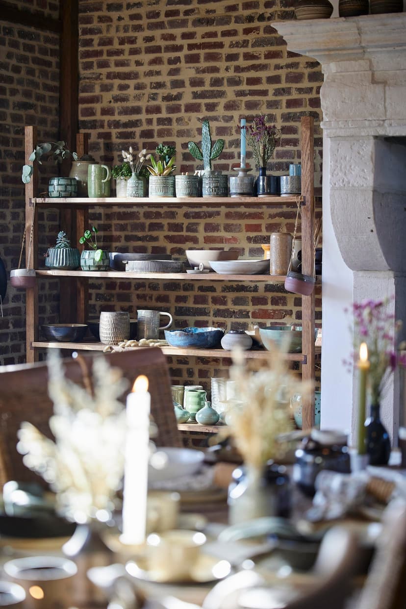 Ceramics shelf