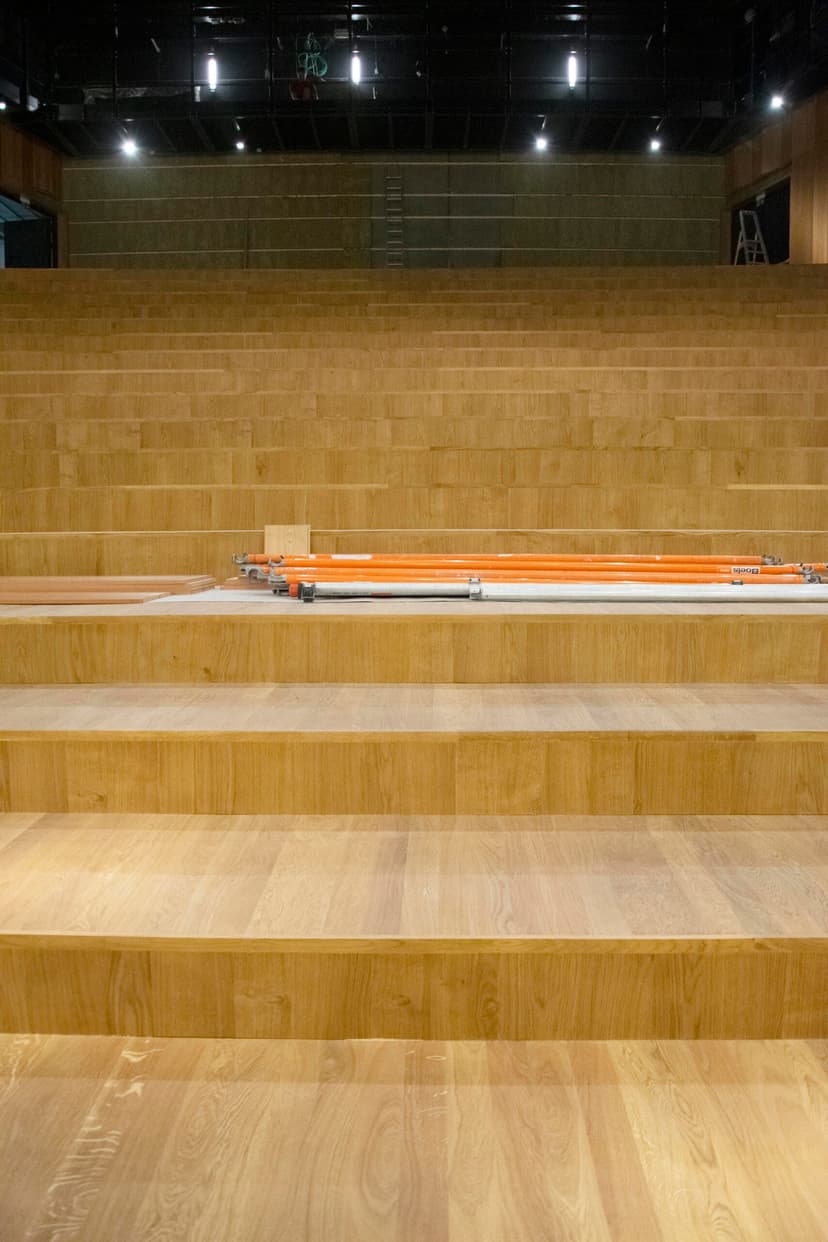 Theater stage and floor (Leietheater Deinze)