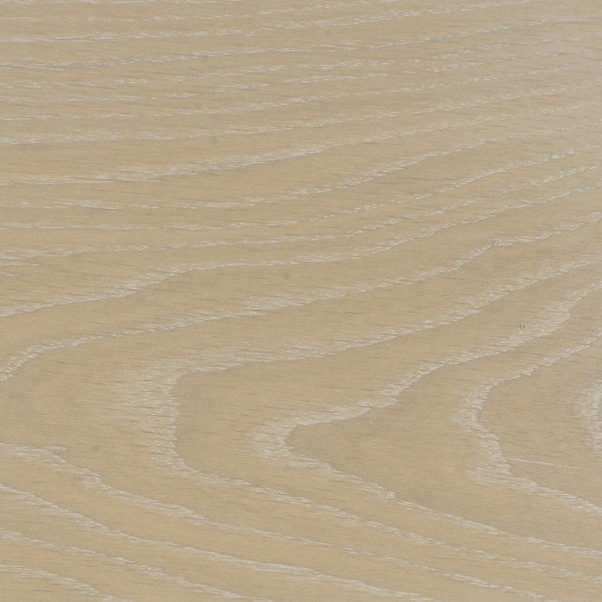 Vanilla Cream colour swatch on wood