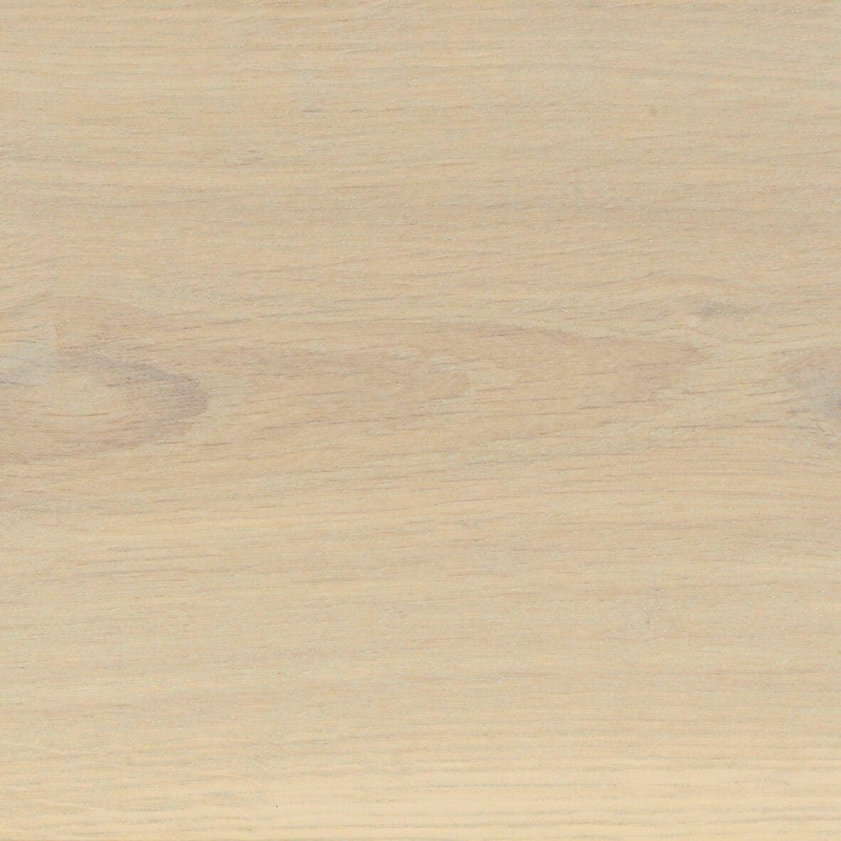 Alpaca White colour swatch on wood